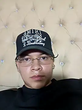 Snapshot of yao-3445 chatting on 19, 9, 2025 yao-3445 online show from 19, 9, 2025