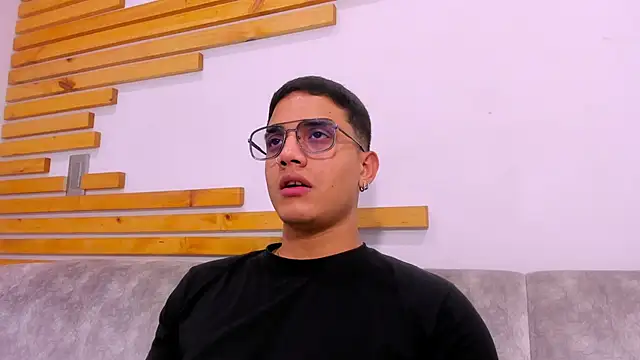 axel vega online show from 3, 10, 2025