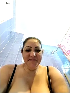 Lunita86 online show from 7, 1, 2026