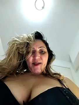 Lunita86 online show from 13, 5, 2026