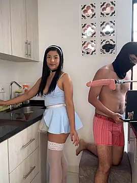 Snapshot of MisteryNight4 chatting on 4, 10, 2025 MisteryNight4 online show from 4, 10, 2025