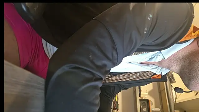 monty19cm online show from 10, 4, 2026