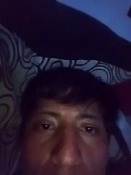 Pugadarkspapi online show from 25, 3, 2026