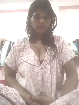 Snapshot of Hott_cutgirl chatting on 3, 10, 2025 Hott cutgirl online show from 3, 10, 2025