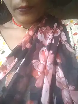Snapshot of Hott_cutgirl chatting on 15, 10, 2025 Hott cutgirl online show from 15, 10, 2025