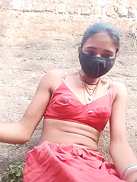 Snapshot of R_Roshni chatting on 2, 12, 2025 R Roshni online show from 2, 12, 2025