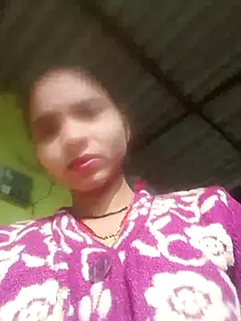 Snapshot of R_Roshni chatting on 3, 12, 2025 R Roshni online show from 3, 12, 2025