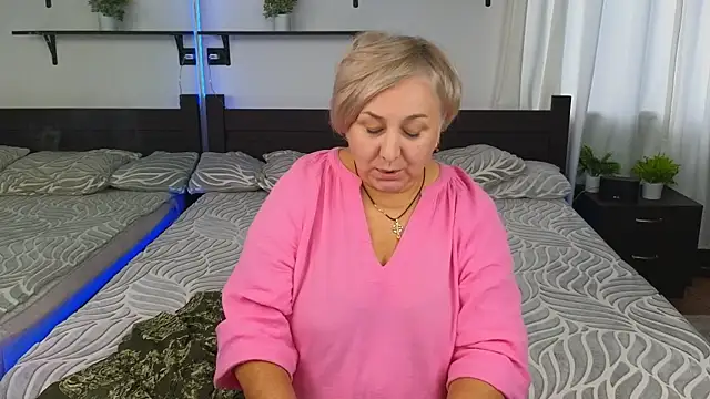 Marta Wils online show from 23, 9, 2025