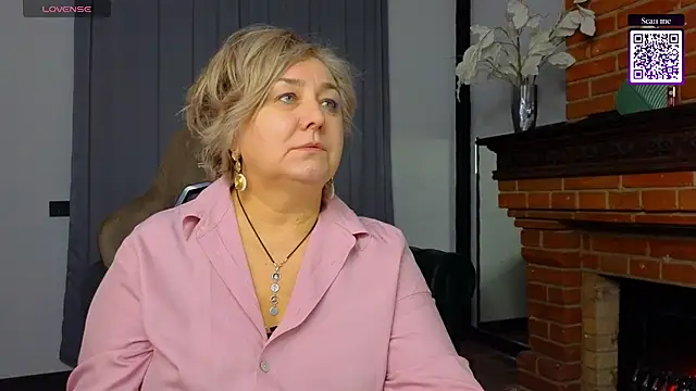 Marta Wils online show from 9, 10, 2025