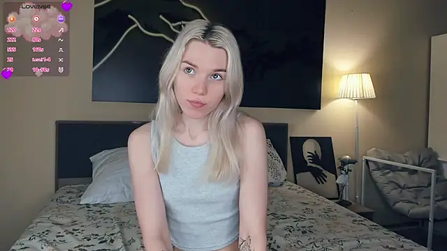 Snapshot of DianeHonnette chatting on 2, 11, 2025 DianeHonnette online show from 2, 11, 2025