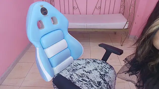 Bunny poison online show from 29, 9, 2025