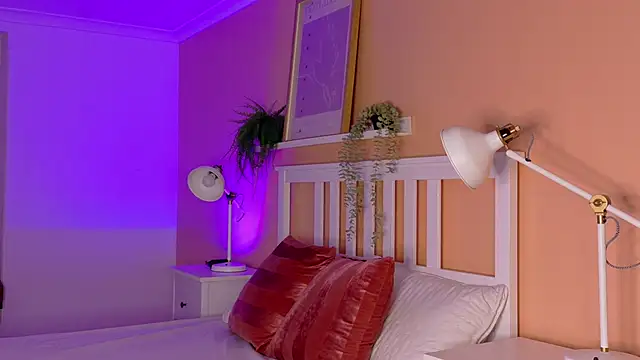 KeendraFox  online show from 15, 3, 2026