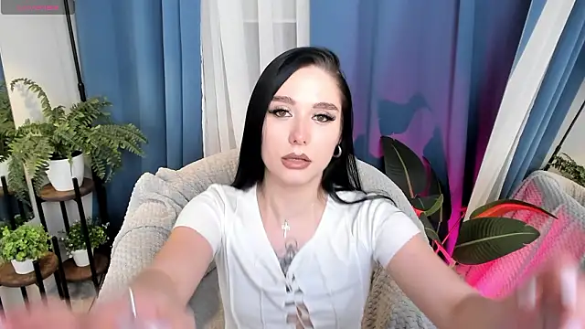 Snapshot of B_Monica_ chatting on 5, 2, 2026 B Monica online show from 5, 2, 2026