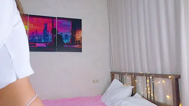 OnlyForYou  online show from 18, 11, 2025