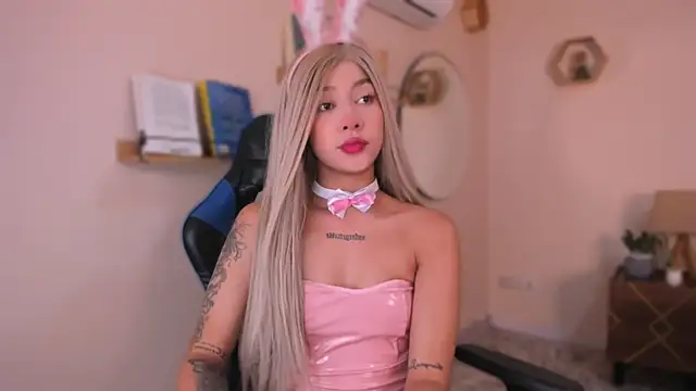 SofiaClarkson online show from 31, 10, 2025