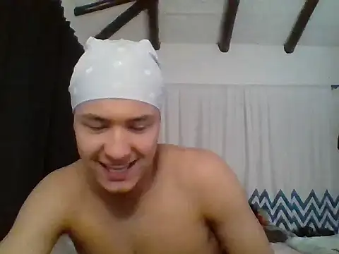 Snapshot of El_awo_ chatting on 26, 9, 2025 El awo  online show from 26, 9, 2025