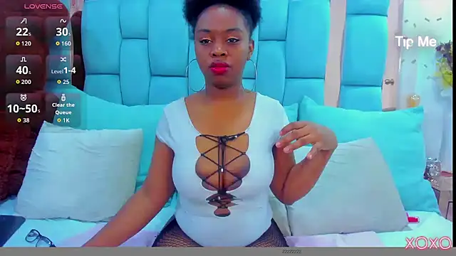 hazellanee online show from 4, 4, 2026