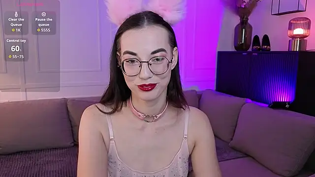 EmmaJakson online show from 27, 9, 2025