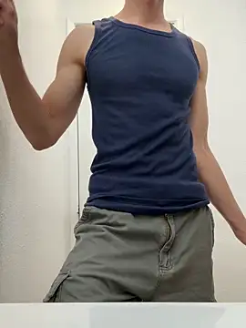 Snapshot of gymratforyouu chatting on 8, 10, 2025 gymratforyouu online show from 8, 10, 2025