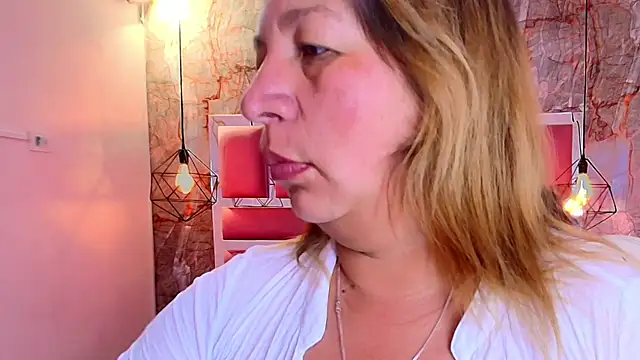 MaylinRosse  online show from 16, 4, 2026