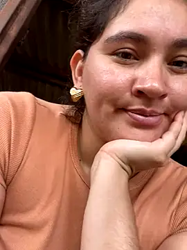 lunasexyhot18 online show from 14, 10, 2025