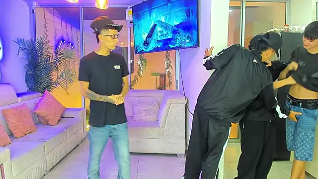 Houseofwarrios online show from 16, 4, 2026