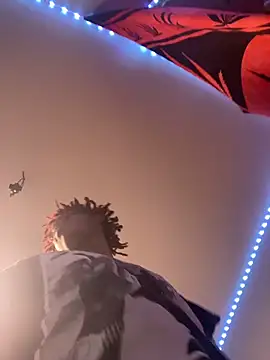 Snapshot of Zayinc chatting on 9, 11, 2025 Zayinc online show from 9, 11, 2025