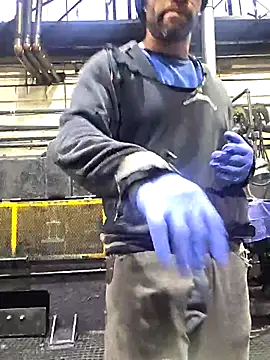 Snapshot of Justahungdad chatting on 11, 11, 2025 Justahungdad online show from 11, 11, 2025