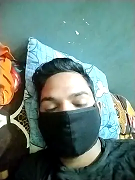 Snapshot of VickyMonster5 chatting on 3, 10, 2025 VickyMonster5 online show from 3, 10, 2025