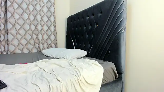 Snapshot of Pretty_Ebony_Doll chatting on 26, 4, 2026 Pretty Ebony Doll online show from 26, 4, 2026