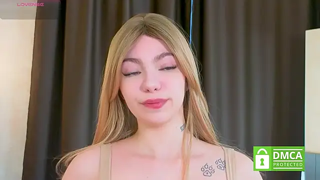 EmilyZortea online show from 15, 10, 2025