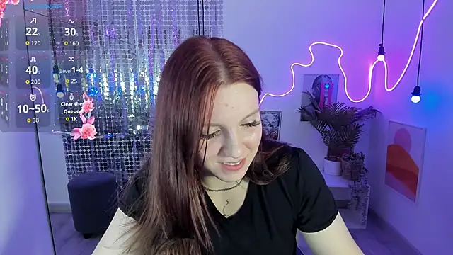 Layla Glam online show from 20, 10, 2025