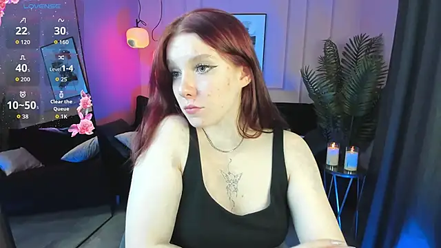 Layla Glam online show from 26, 10, 2025