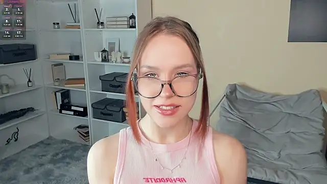 MaliaBourraine online show from 3, 3, 2026