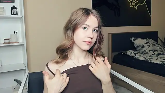 MaliaBourraine online show from 1, 6, 2026