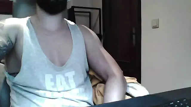 Snapshot of yourfantasy777 chatting on 4, 5, 2026 yourfantasy777 online show from 4, 5, 2026