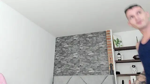 BooyHott  online show from 1, 2, 2026