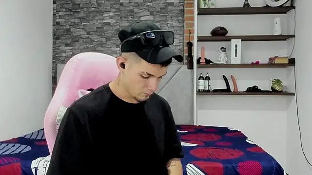 BooyHott  online show from 26, 2, 2026