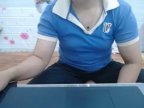 Hannie 26 online show from 6, 11, 2025