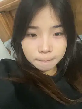 Snapshot of -Tania- chatting on 5, 10, 2025 -Tania- online show from 5, 10, 2025