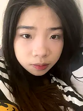 Snapshot of -Tania- chatting on 15, 12, 2025 -Tania- online show from 15, 12, 2025