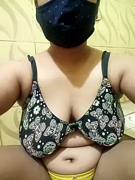 Snapshot of Rupsha707 chatting on 3, 10, 2025 Rupsha707 online show from 3, 10, 2025