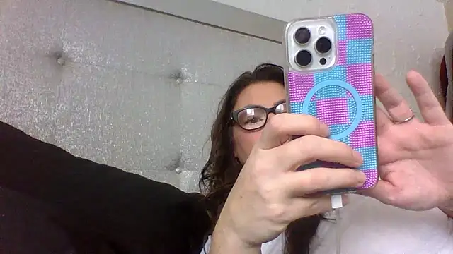 Rileyxxx69 online show from 17, 1, 2026