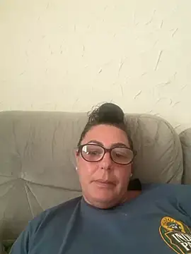 Rileyxxx69 online show from 12, 6, 2026