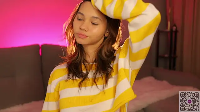 Snapshot of lovekissmes chatting on 18, 11, 2025 lovekissmes online show from 18, 11, 2025