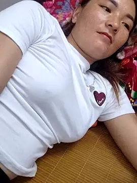 Snapshot of phuongxinhxan chatting on 4, 10, 2025 phuongxinhxan online show from 4, 10, 2025