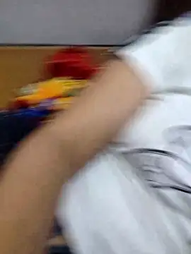 Snapshot of phuongxinhxan chatting on 4, 10, 2025 phuongxinhxan online show from 4, 10, 2025