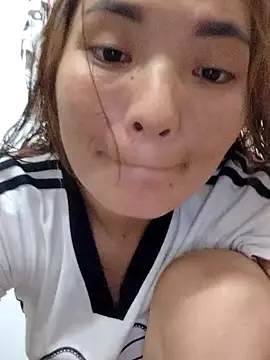 Snapshot of phuongxinhxan chatting on 8, 10, 2025 phuongxinhxan online show from 8, 10, 2025