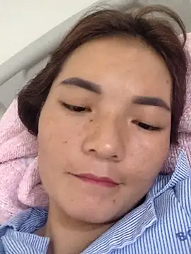 Snapshot of phuongxinhxan chatting on 15, 10, 2025 phuongxinhxan online show from 15, 10, 2025