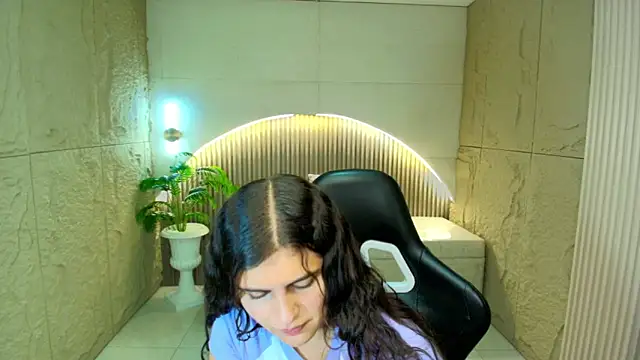 dany r  online show from 14, 4, 2026